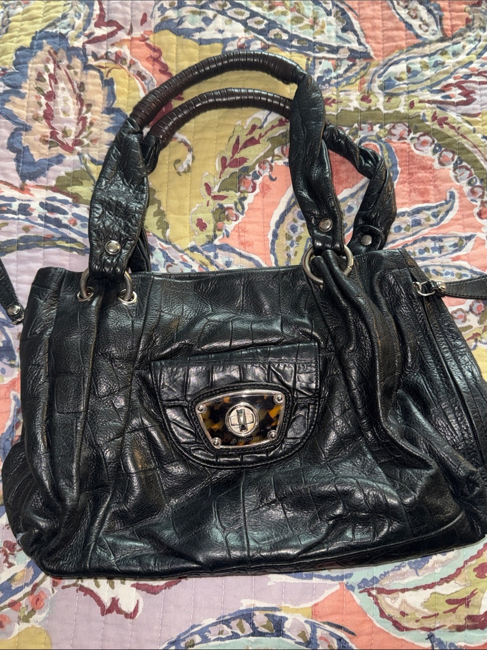 Classic Black Leather Shoulder Bag - Structured Everyday Tote